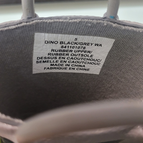 Elements- Toddler Rainboots - Dino, Black/Grey - Size 5 - Picture 6 of 6